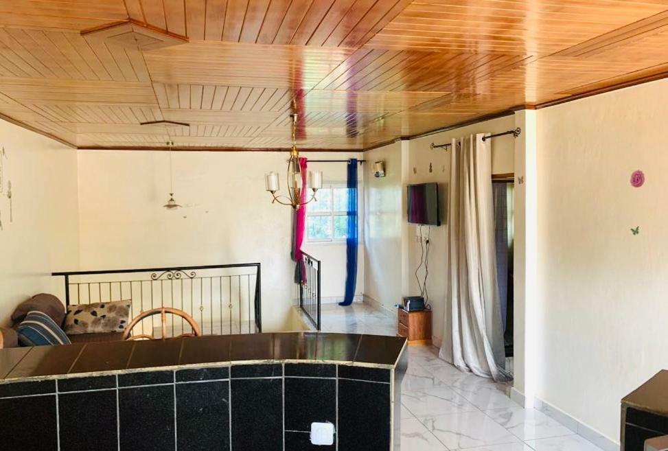 Villa Contemporaine Yaoundé Exterior foto